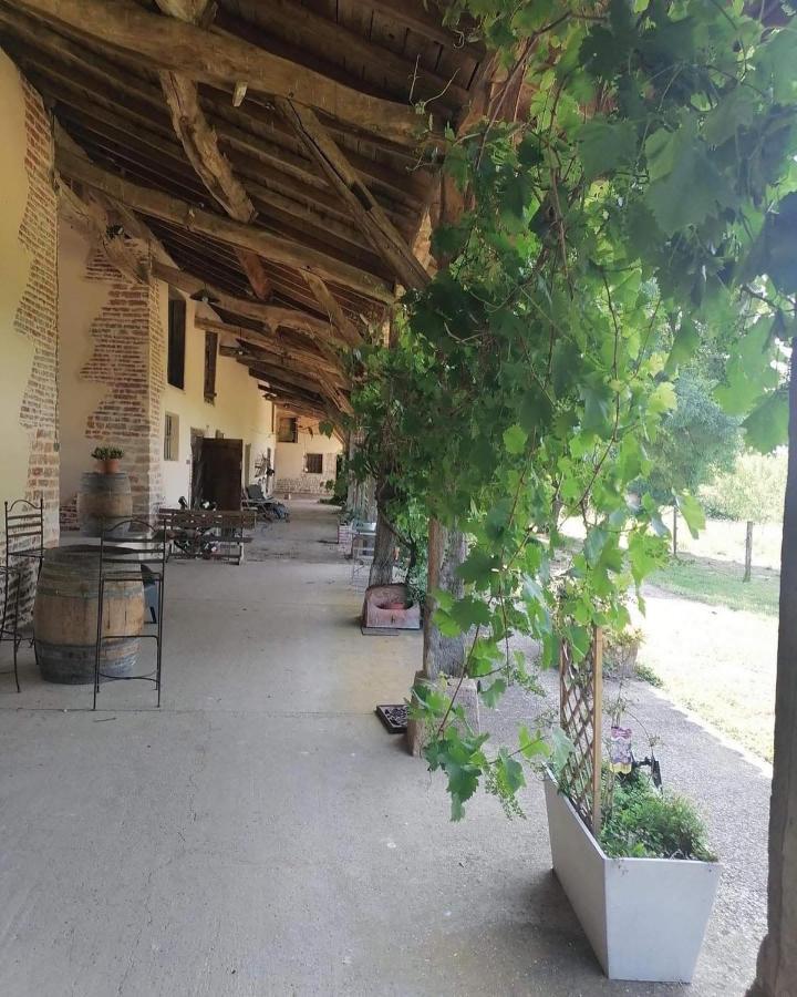 Domaine Des Granges Neuves Hotell Confrançon Exteriör bild