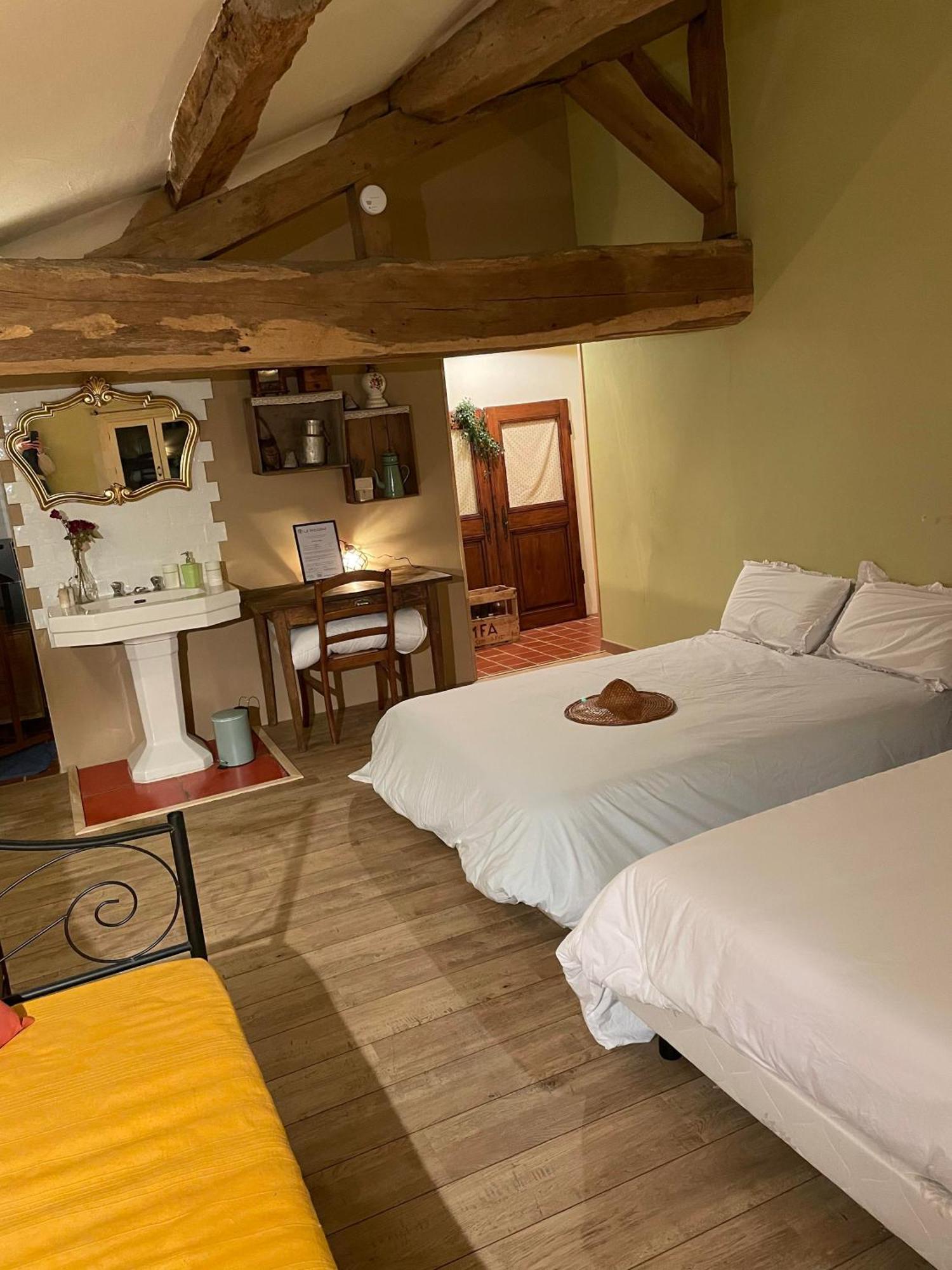 Domaine Des Granges Neuves Hotell Confrançon Exteriör bild