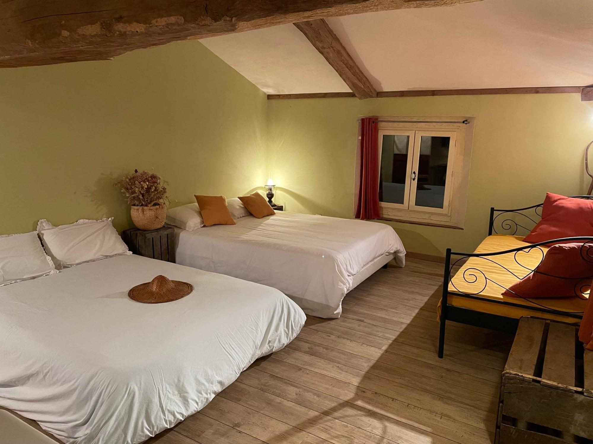 Domaine Des Granges Neuves Hotell Confrançon Exteriör bild